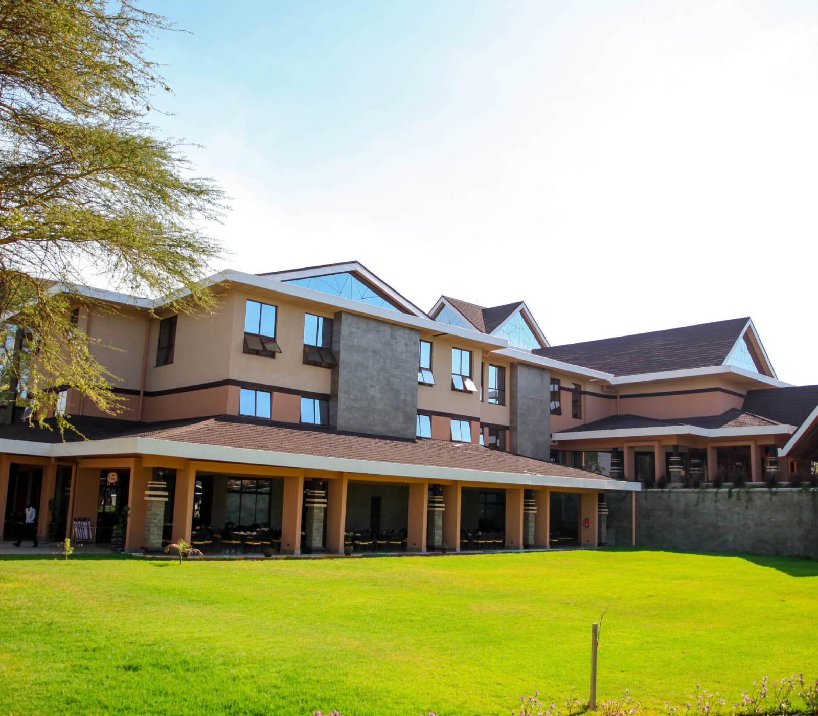 4-Days Safaris To Lake Nakuru & Naivasha, Crescent Island & Masai Mara Attractions