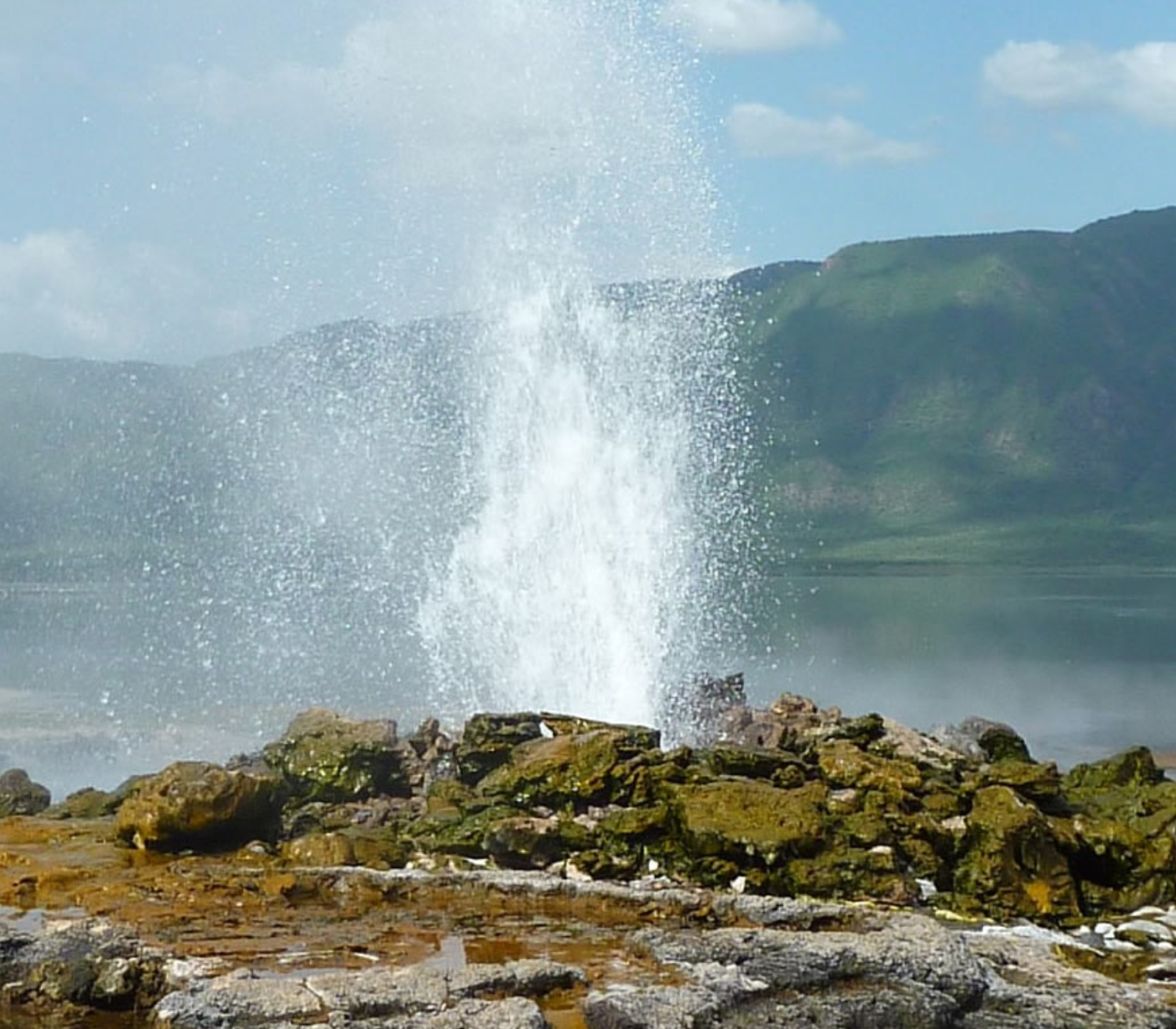 6 Days Safari To Lakes Nakuru, Bogoria & Naivasha Plus Masai Mara Attractions